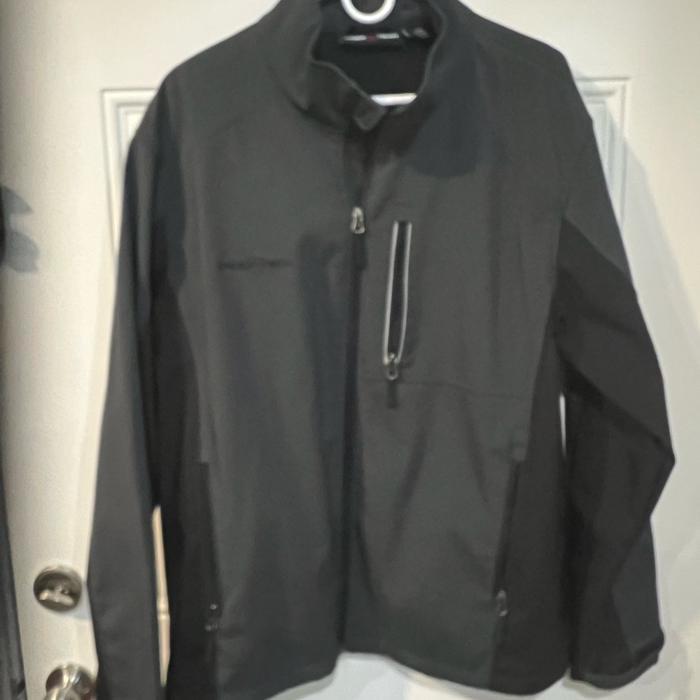 Men's Black Softshell Jacket - image 1
